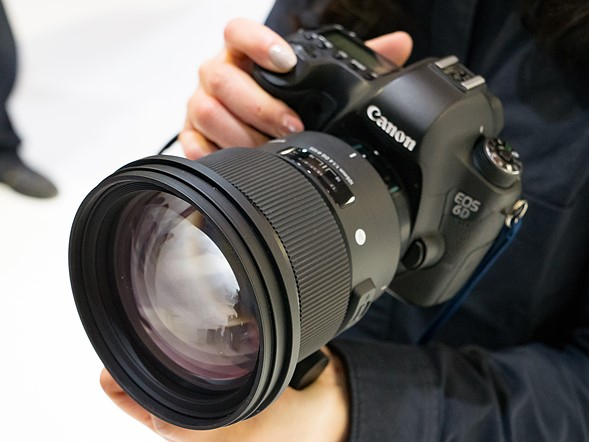 Охота на мамонтенка. Sigma объявила цену на объектив &quot;Мастер Боке&quot; Sigma 105 мм f/1.4 Art