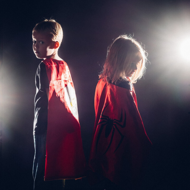 Как сделать эффектные фотографии с помощью подсветки