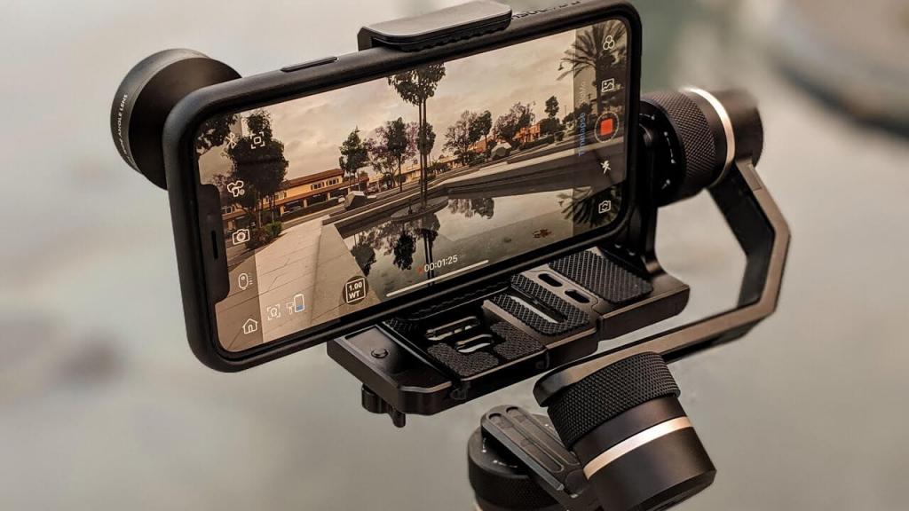 Новинка! Трехосевой карманный стабилизатор для камеры Feiyu G6 Max Новинка! Трехосевой карманный стабилизатор для камеры Feiyu G6 Max