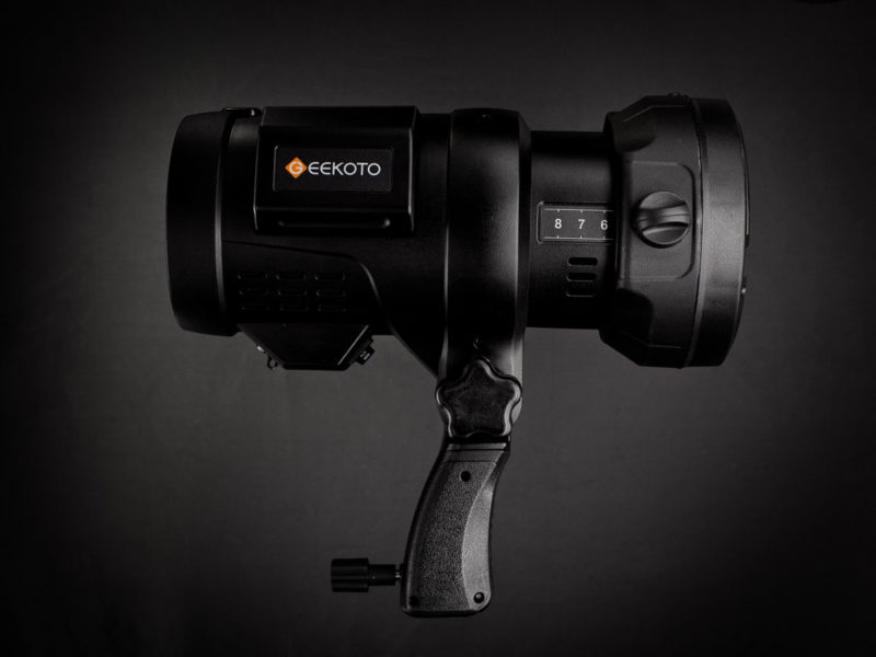 Неужели B1X? А вот и нет: аккумуляторный моноблок Geekoto GT400!