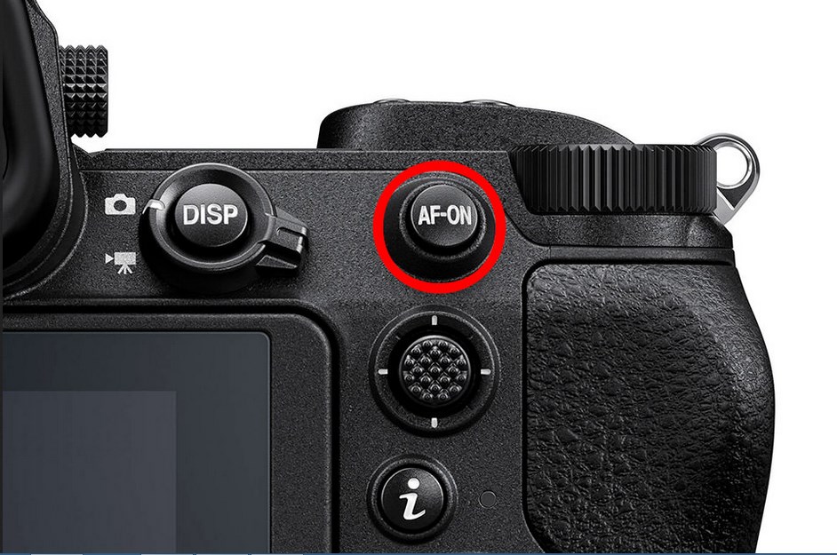 Что такое «фокус на задней кнопке»?