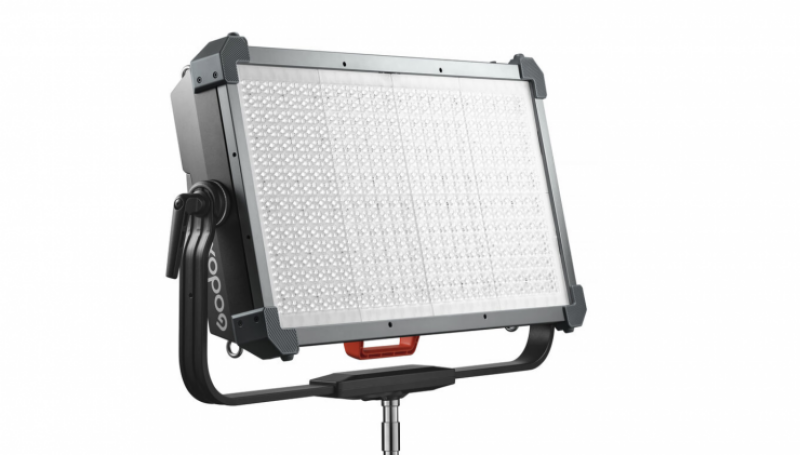 Очень мощные светодиодные RGB панели Godox KNOWLED P600R Hard и P1200R Hard