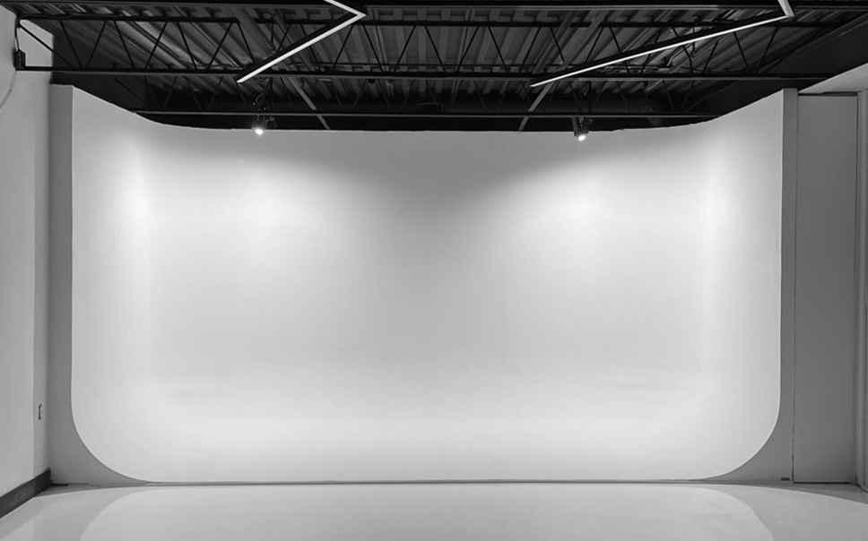 Циклорама для студии. Выбираем и строим