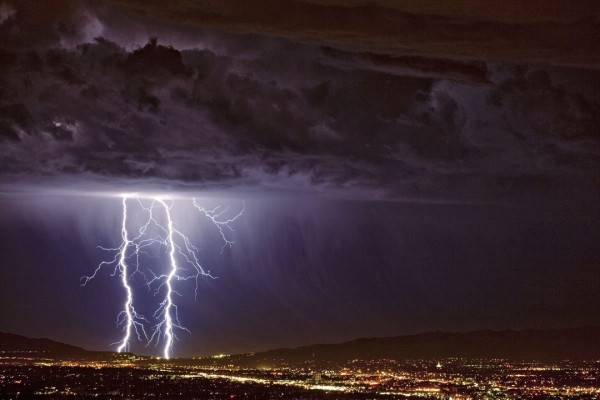 Все зарницы будут ваши, или Правила для фотографирования молний
