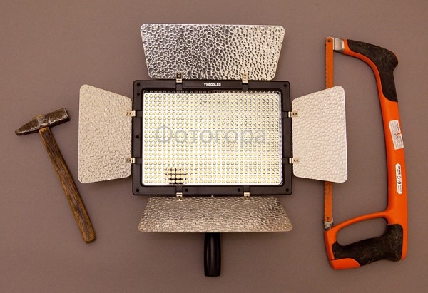 Светодиодный осветитель YongNuo YN-600. Обзор