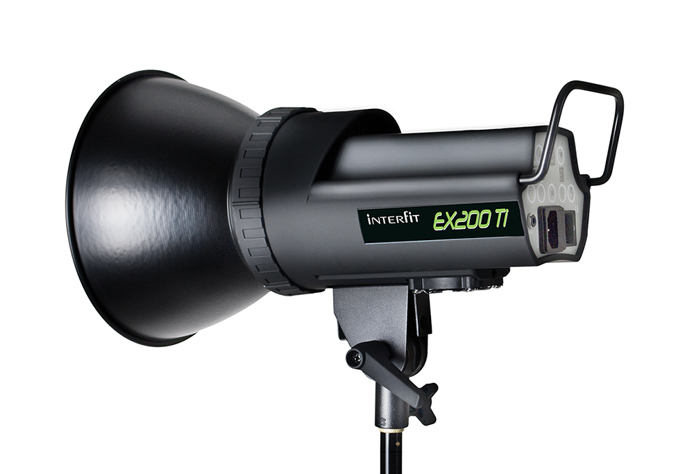 Родные братья студийного света Raylab