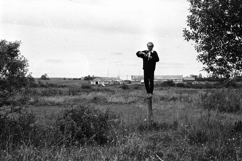 Юрий Васильев в работе.