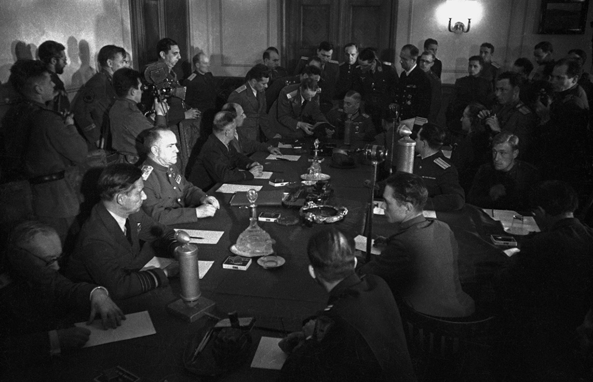 Подписание Акта о капитуляции Германии 8 мая 1945 Петрусов Георгий Григорьевич