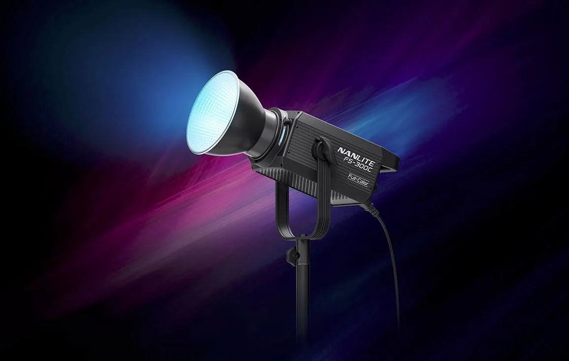 Осветитель Nanlite FS-300C