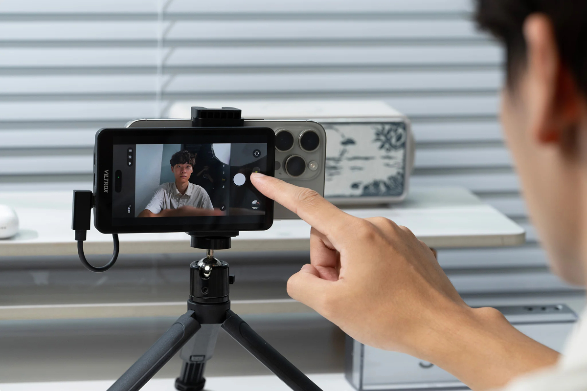 Viltrox DC‑T1 — 5‑дюймовый сенсорный монитор для смартфонов