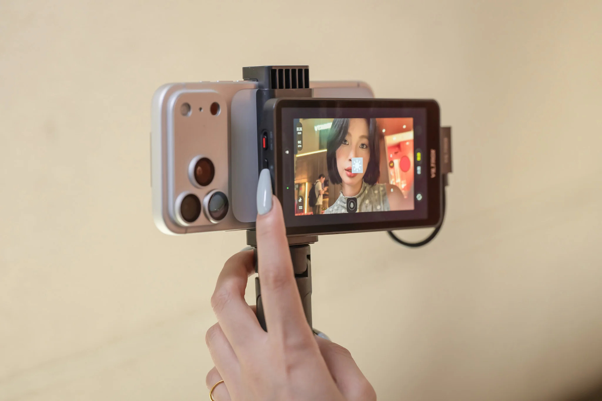 Viltrox DC‑T1 — 5‑дюймовый сенсорный монитор для смартфонов