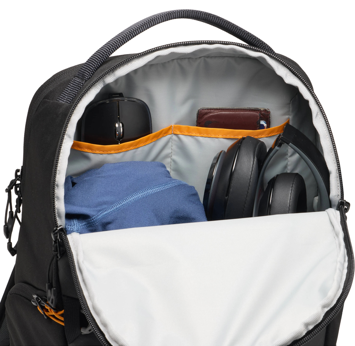 Серия Lowepro Fastpack четвёртого поколения (IV)