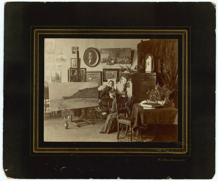 Мэри Стин известна фотографией в помещении